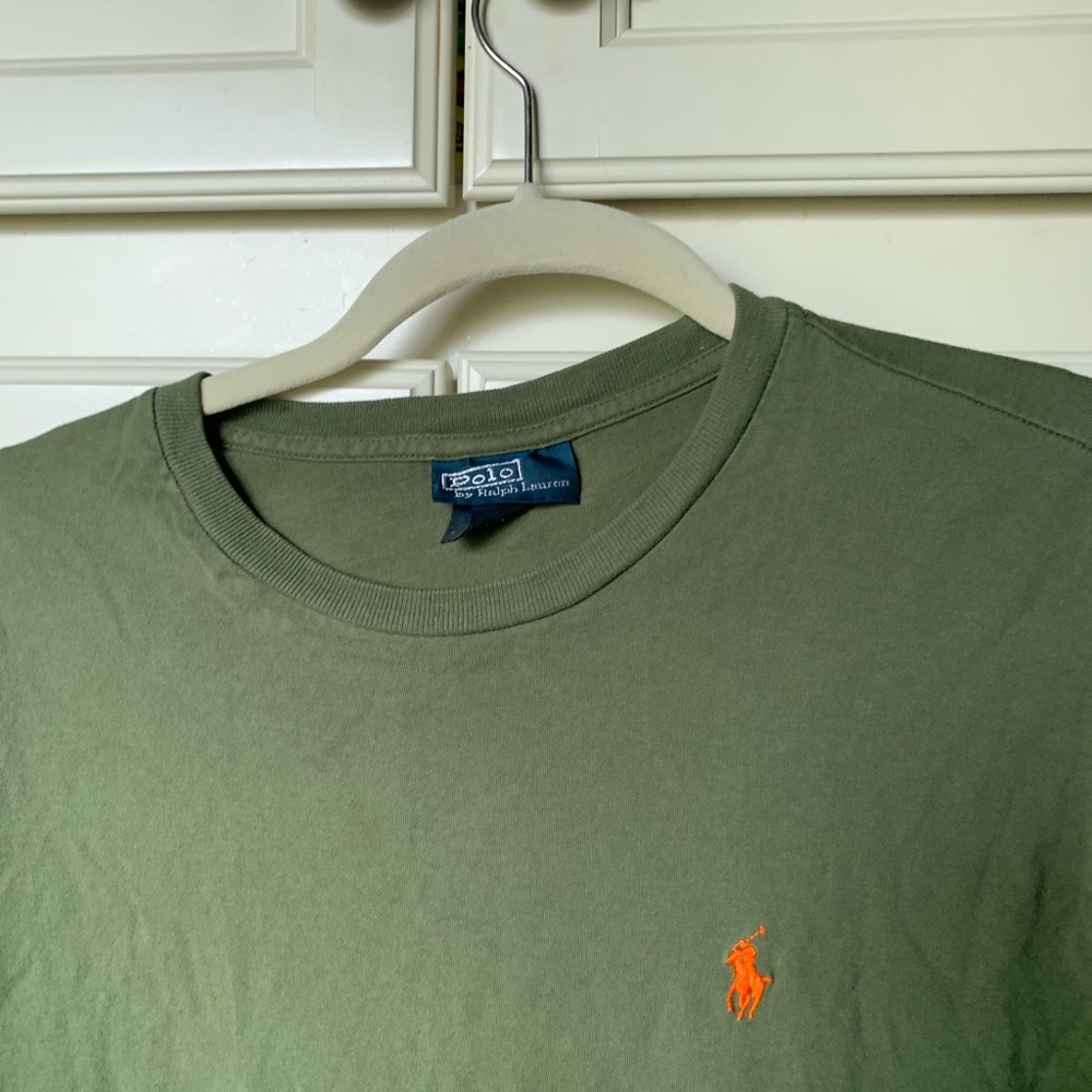 Men’s polo tshirt